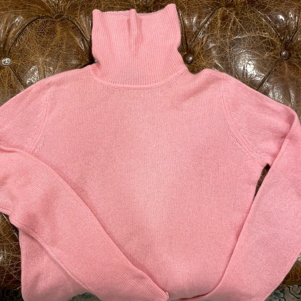 White & Warren 100% Cashmere Turtleneck